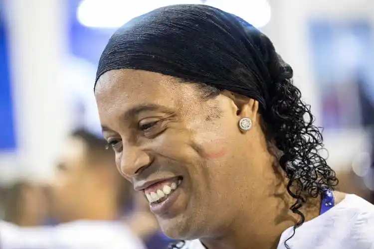 与其盲目模 与其盲目模