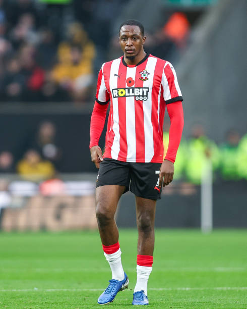 四千万元 四千万元