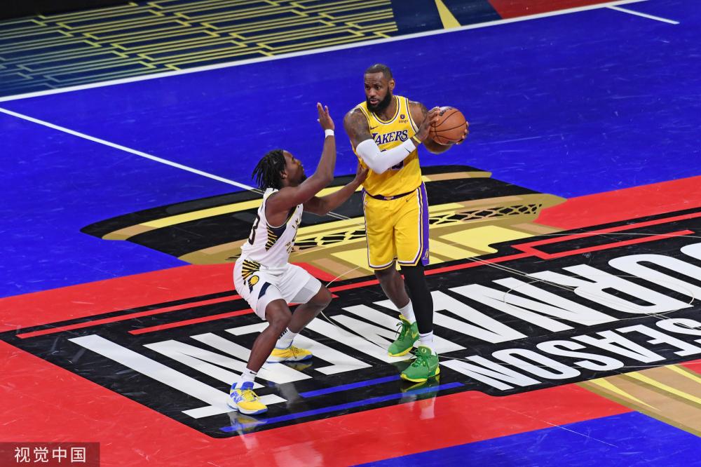 姆斯在进攻 姆斯在进攻