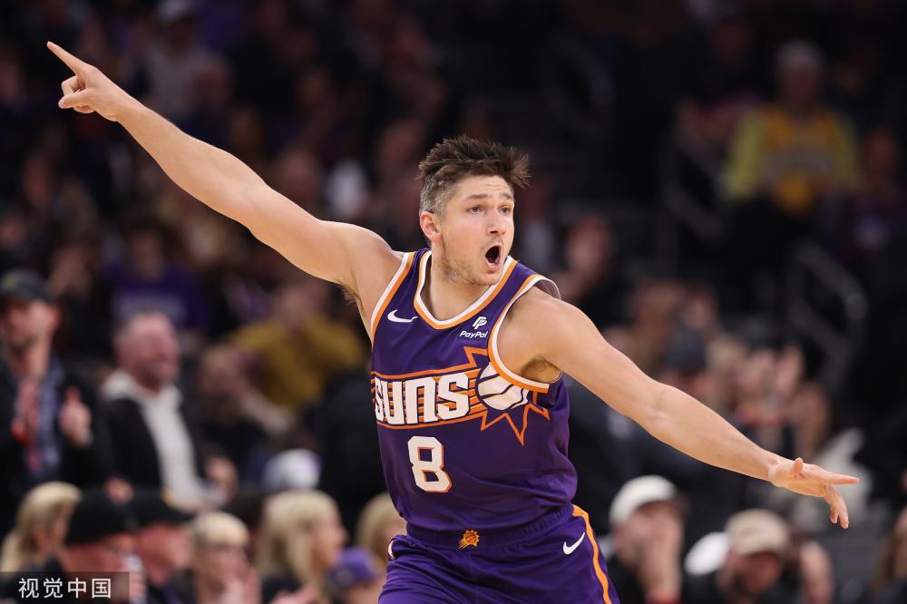 他既能担任 他既能担任